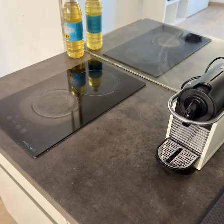 Smart For Work & Exploring 프라하